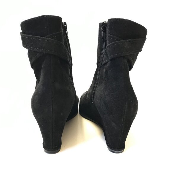 Stuart Weitzman Wedge Ankle Booties Boots Womens 9 Black Suede Heels Criss Cross - Picture 7 of 12